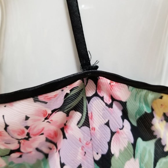 Victoria's Secret teddy Large floral print ruffle trim snap crotch VINTAGE - Picture 8 of 13